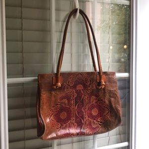 SOLD: Gorgeous leather bag with hidden pocket